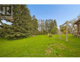 142 CARSON DRIVE, Kitchener, Ontario