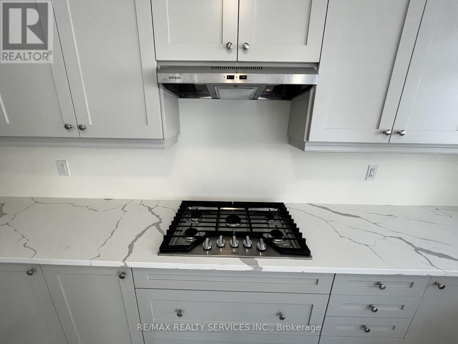 7 Zeus Gate, Brampton, Ontario  L6R 4C1 - Photo 15 - W13115562