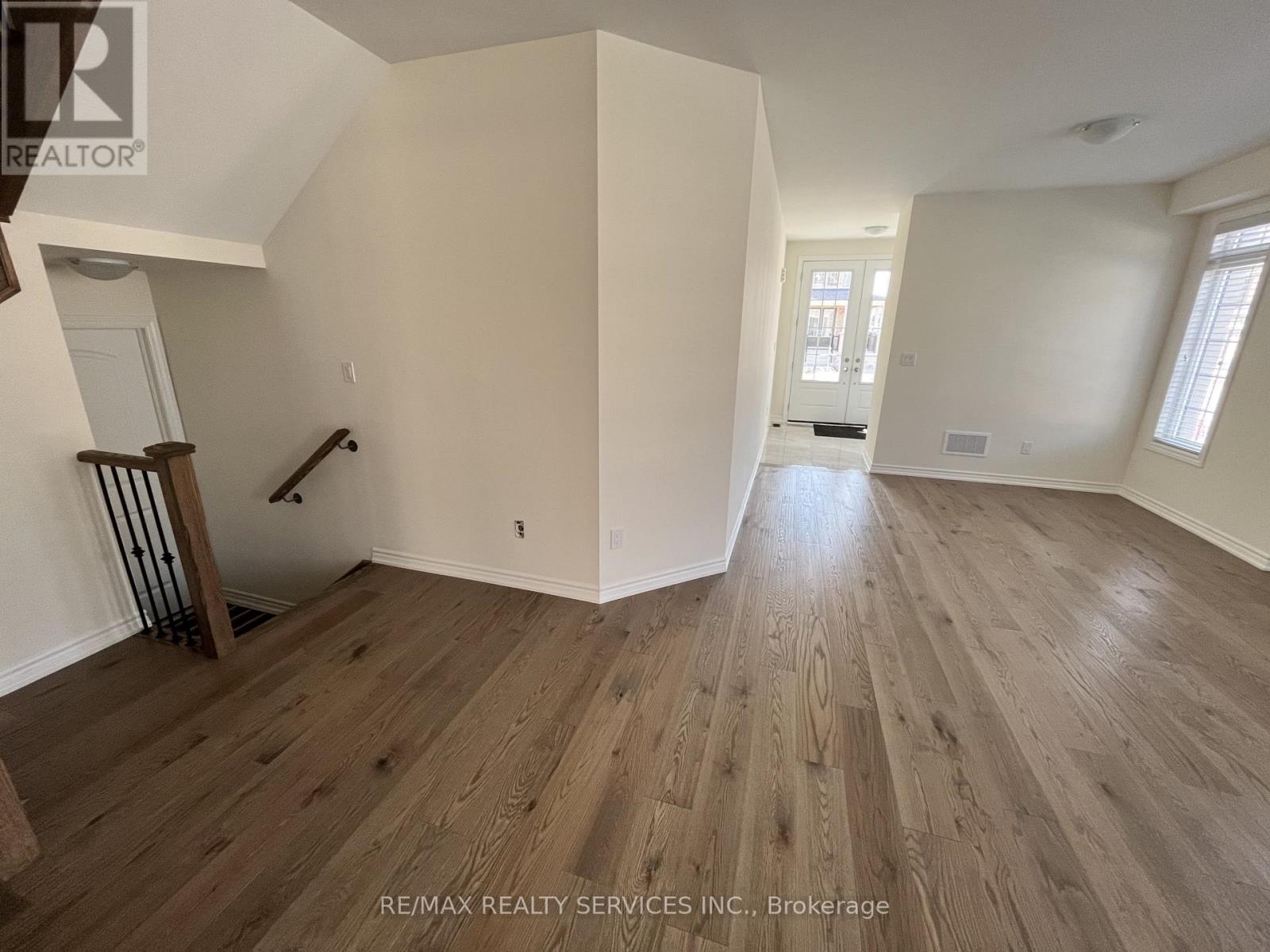 7 Zeus Gate, Brampton, Ontario  L6R 4C1 - Photo 9 - W13115562