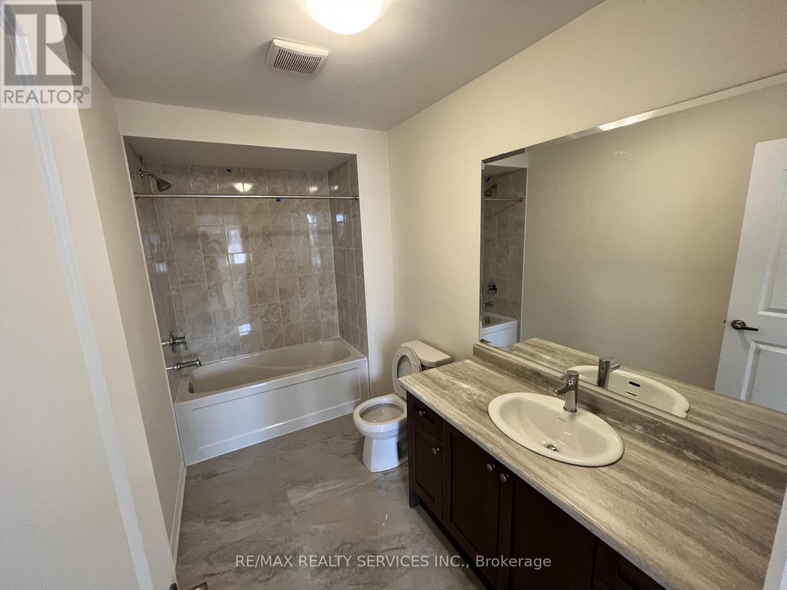 7 Zeus Gate, Brampton, Ontario  L6R 4C1 - Photo 34 - W13115562