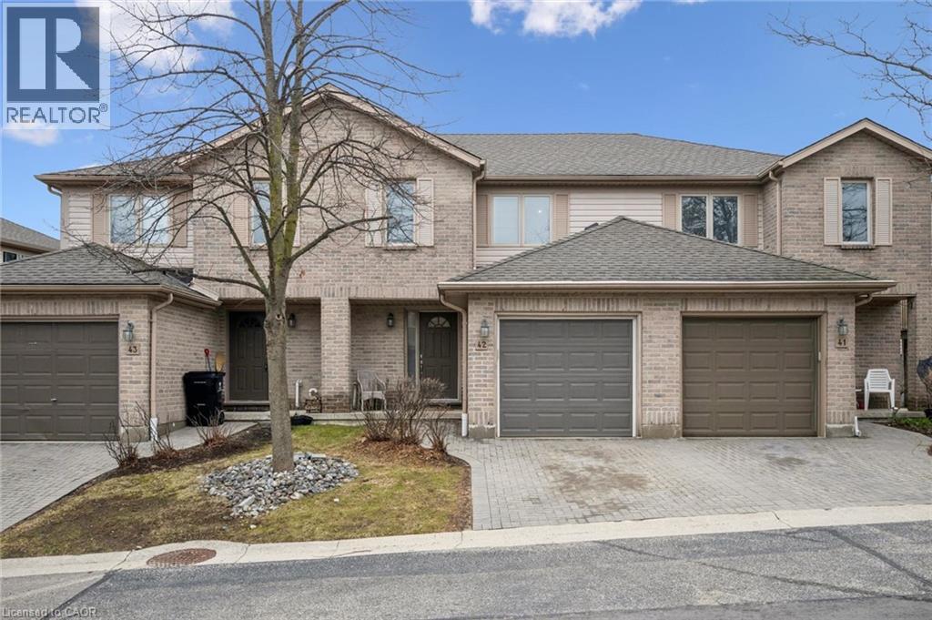 230 BLACKHORNE Drive Unit# 42, Kitchener, Ontario