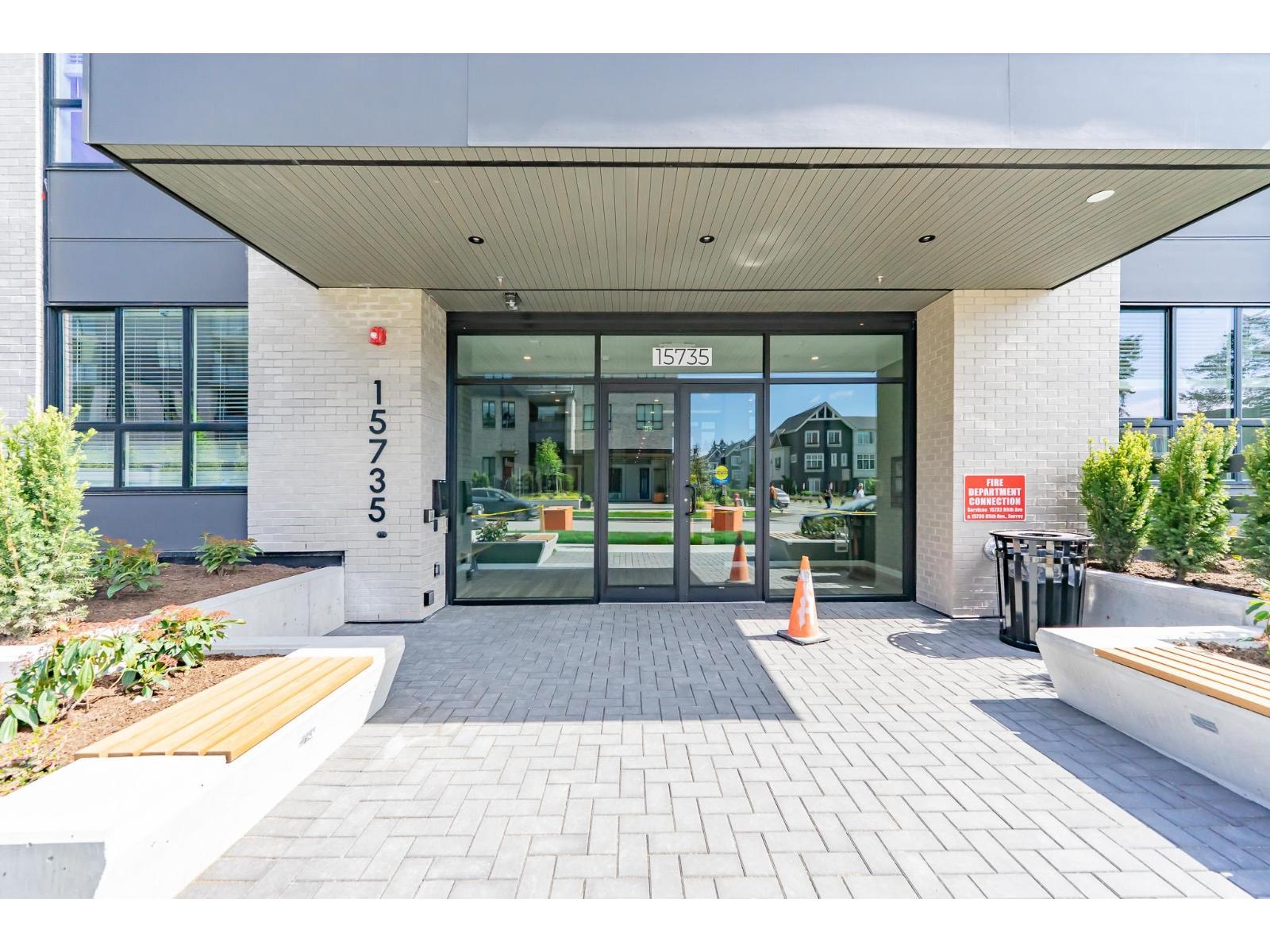 607 15735 85 Avenue, Surrey, British Columbia  V4N 6Z1 - Photo 2 - R3123024