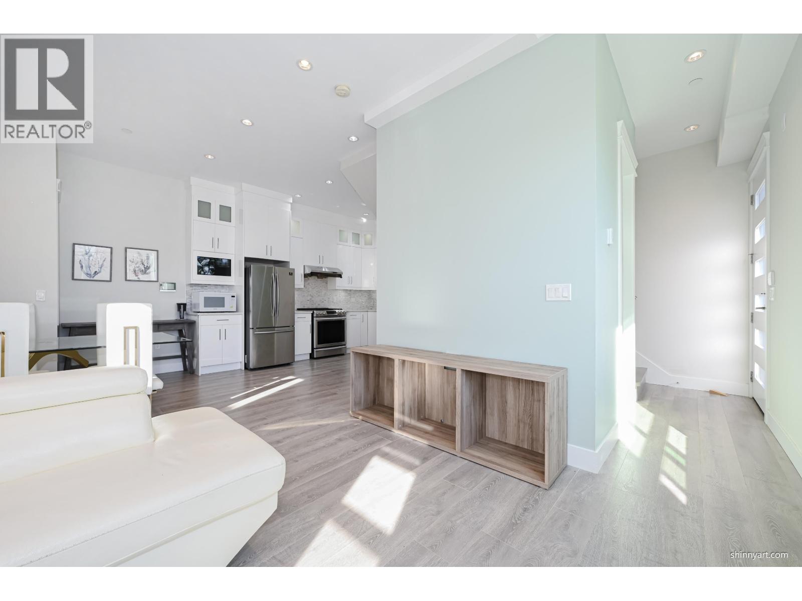4737 Gothard Street, Vancouver, British Columbia  V5R 3L1 - Photo 7 - R3112525