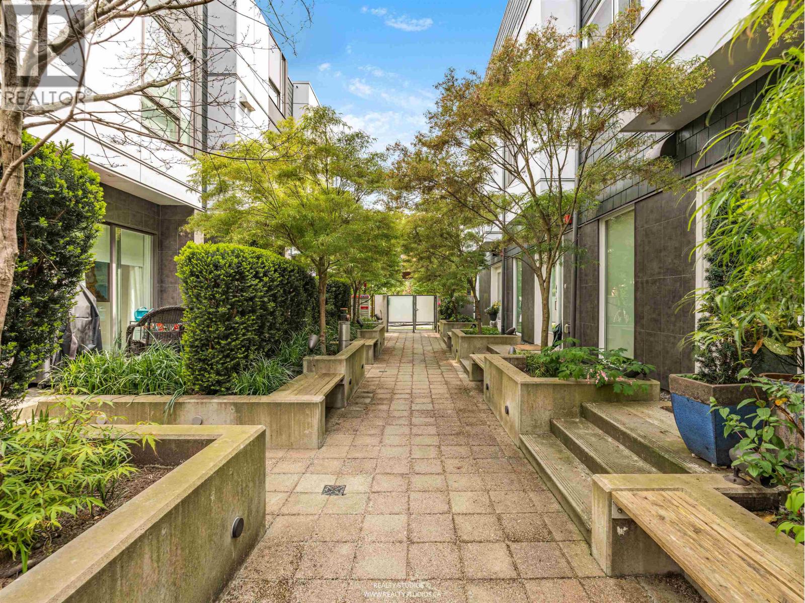 627 Victoria Drive, Vancouver, British Columbia  V5L 0C3 - Photo 37 - R3122995