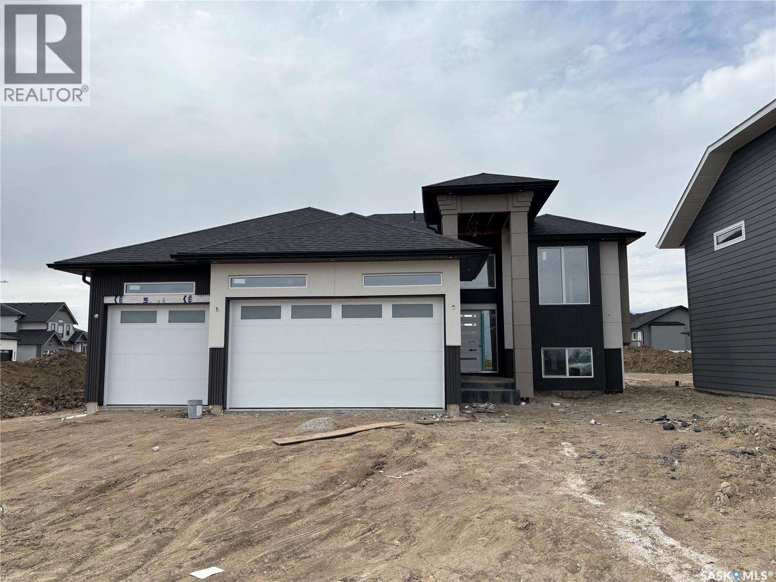 714 Weir Crescent, Warman, Saskatchewan  S0K 4S4 - Photo 1 - SK027202