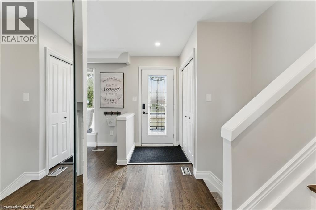 160 Council Crescent, Ancaster, Ontario  L9G 1V1 - Photo 4 - 40801262