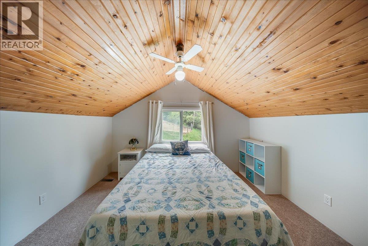 2280 Old Salmo Road, Fruitvale, British Columbia  V0G 1L1 - Photo 26 - 10387010