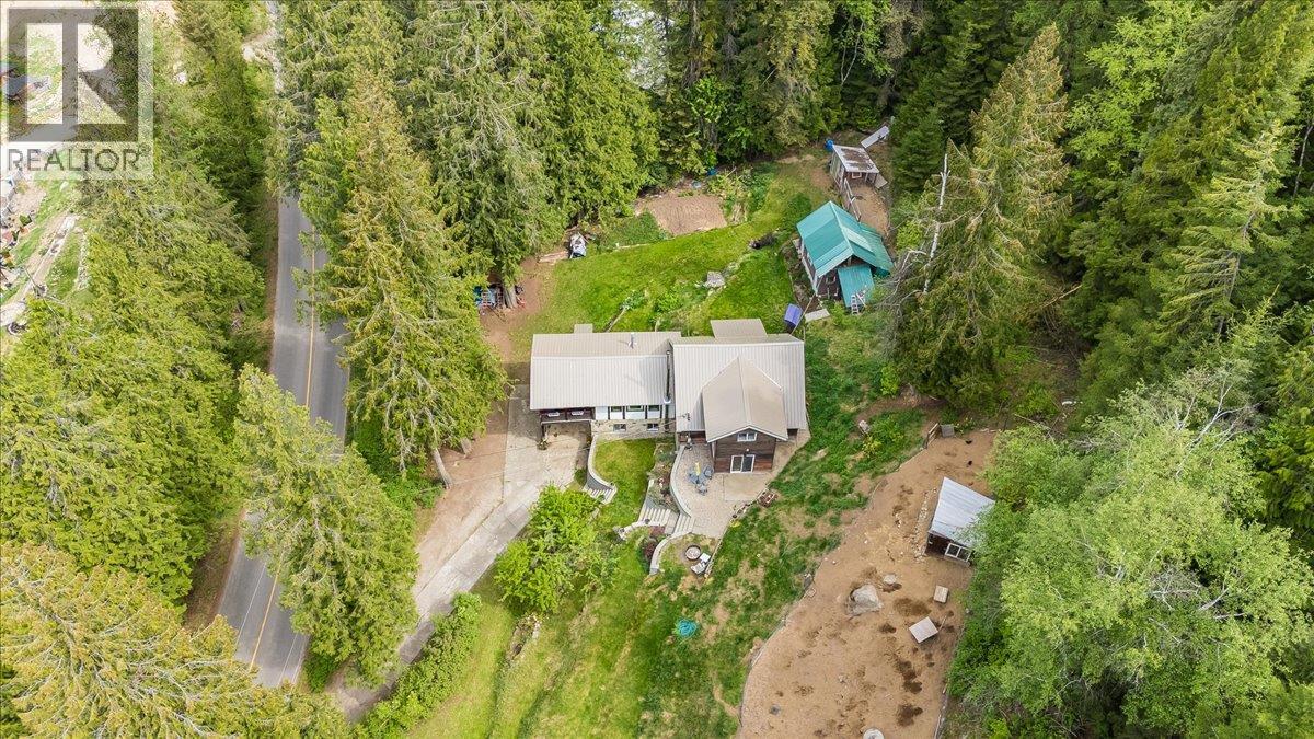 2280 Old Salmo Road, Fruitvale, British Columbia  V0G 1L1 - Photo 60 - 10387010