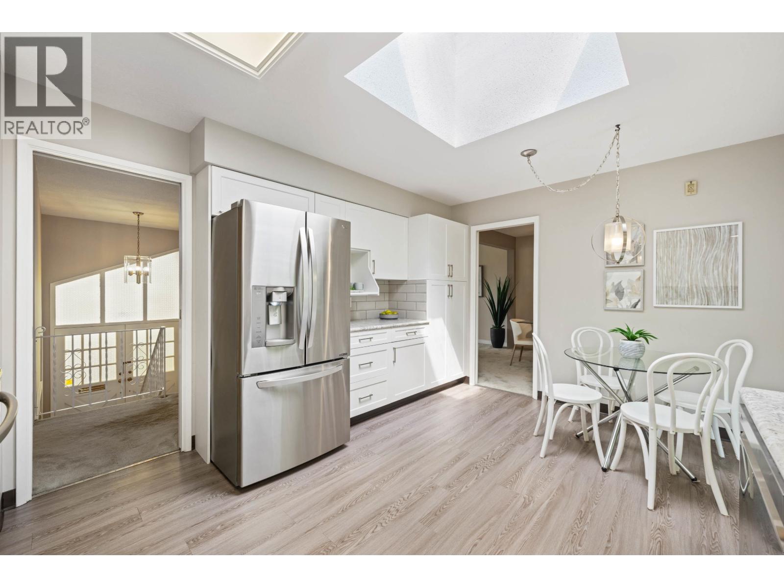 2322 Huron Drive, Coquitlam, British Columbia  V3J 6Y6 - Photo 10 - R3123006