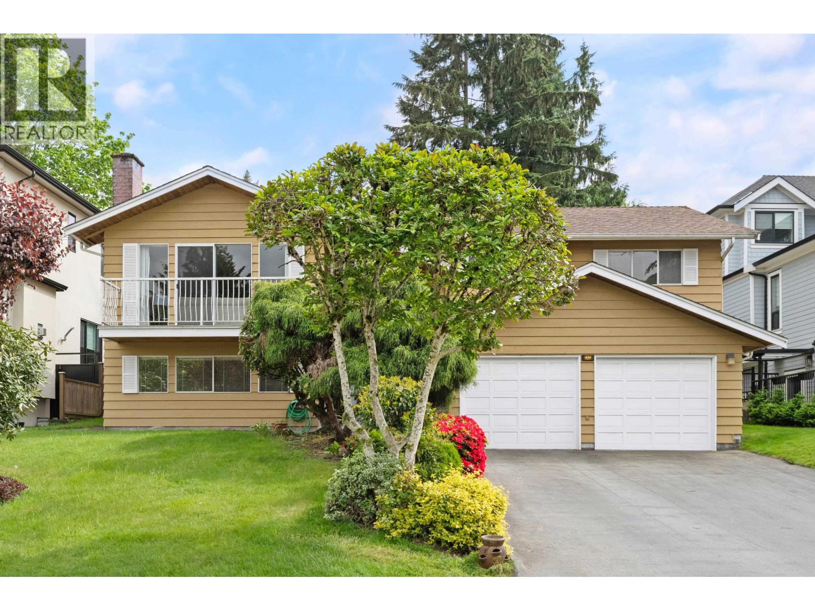 2322 Huron Drive, Coquitlam, British Columbia  V3J 6Y6 - Photo 2 - R3123006