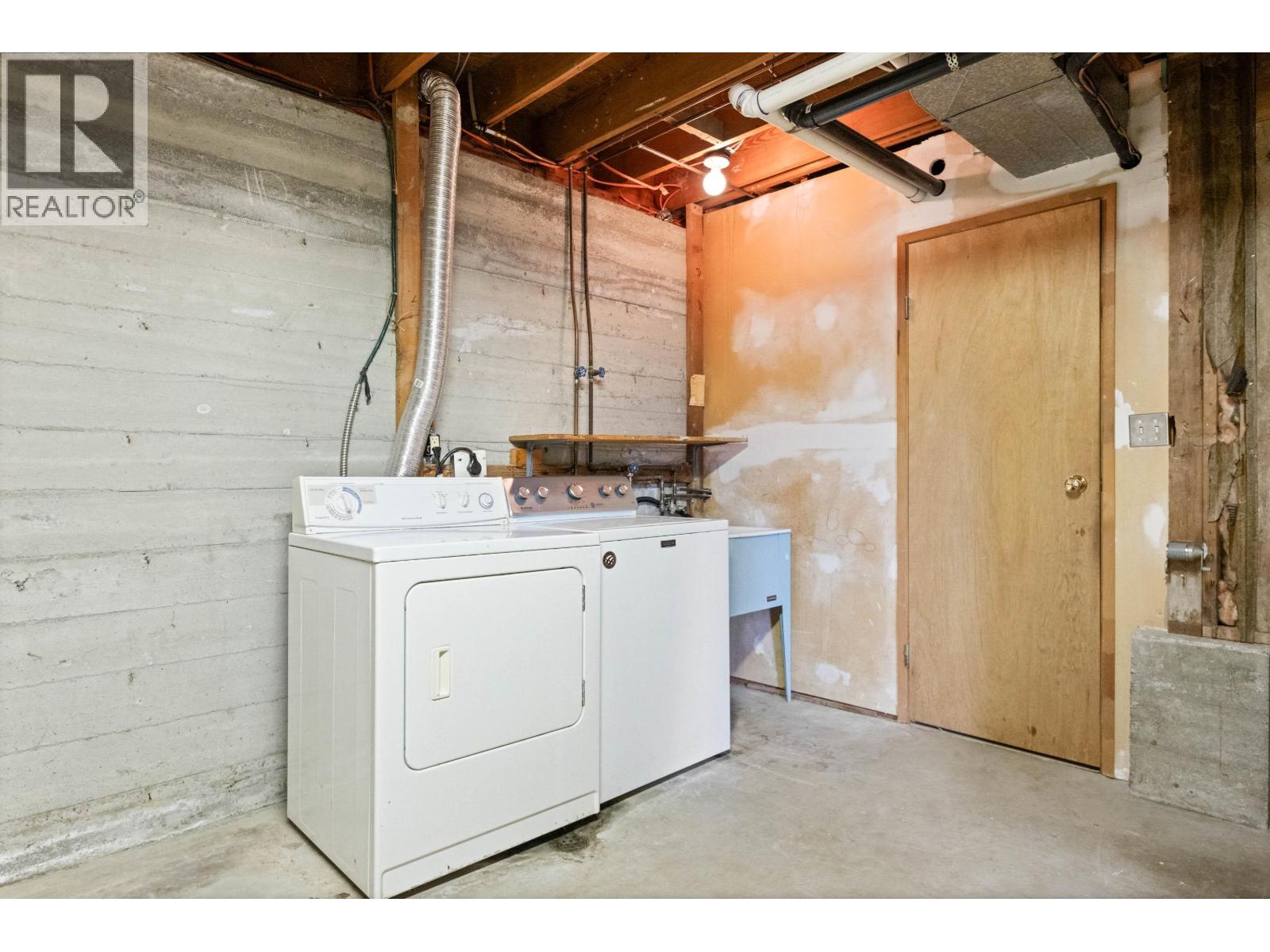 2322 Huron Drive, Coquitlam, British Columbia  V3J 6Y6 - Photo 29 - R3123006