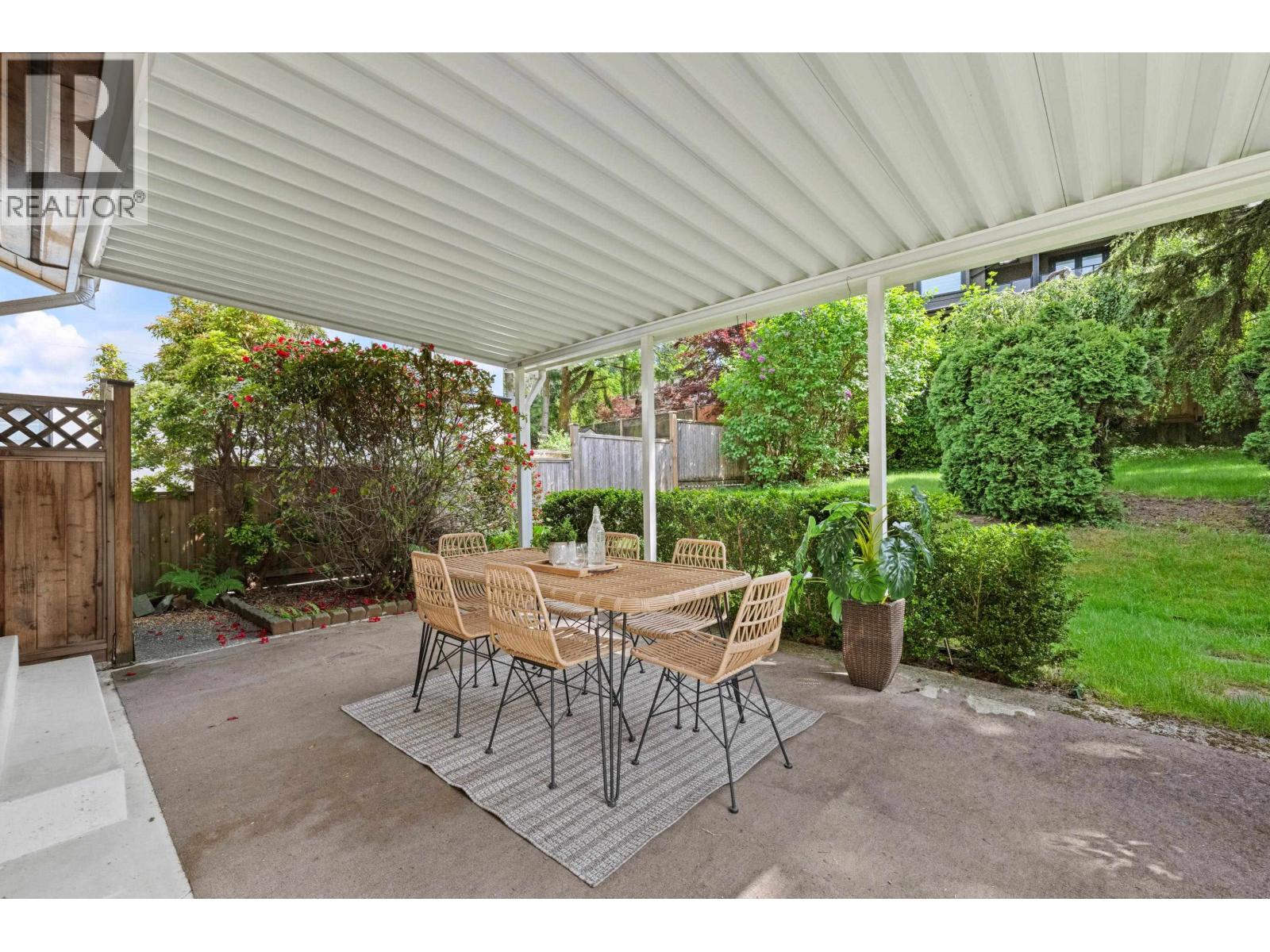 2322 Huron Drive, Coquitlam, British Columbia  V3J 6Y6 - Photo 32 - R3123006