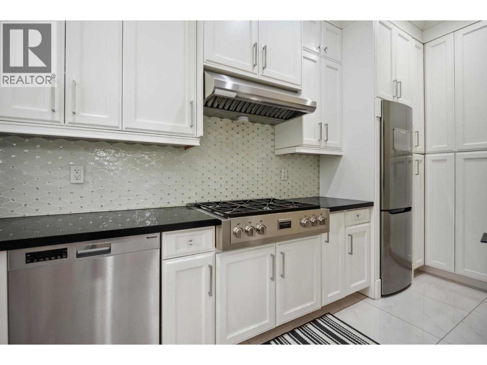4319 Southwood Street, Burnaby, British Columbia  V5J 2G3 - Photo 15 - R3123013