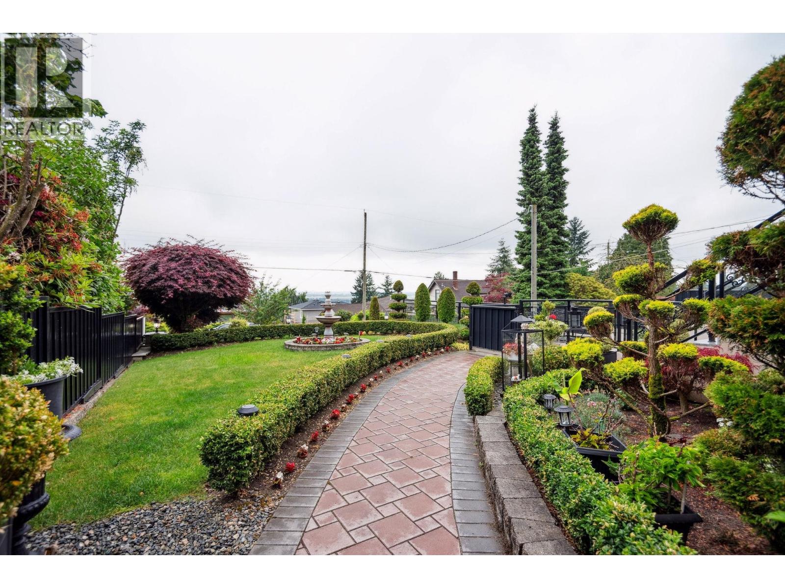 4319 Southwood Street, Burnaby, British Columbia  V5J 2G3 - Photo 3 - R3123013