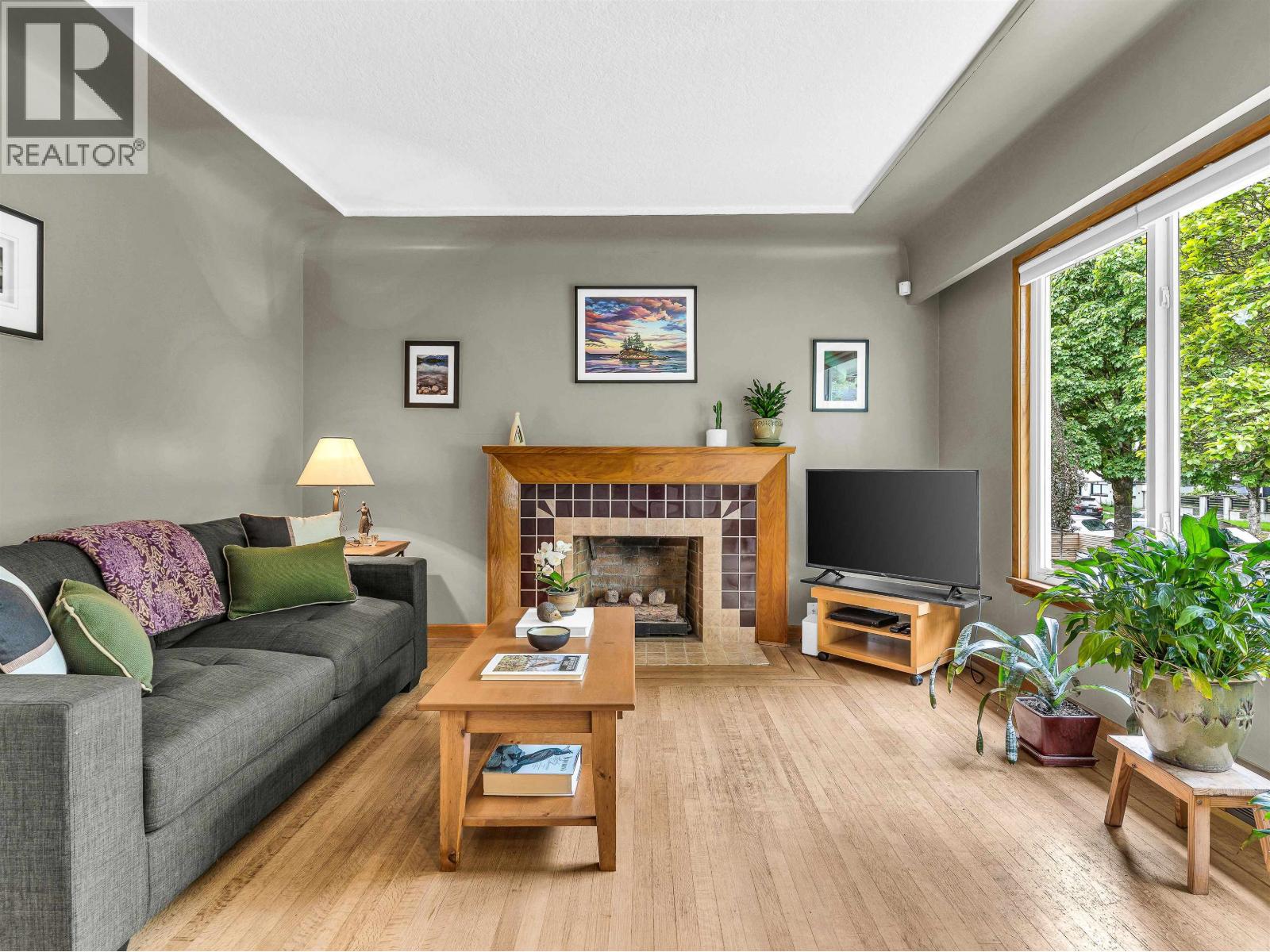 2578 E 15th Avenue, Vancouver, British Columbia  V5M 2K1 - Photo 5 - R3123015