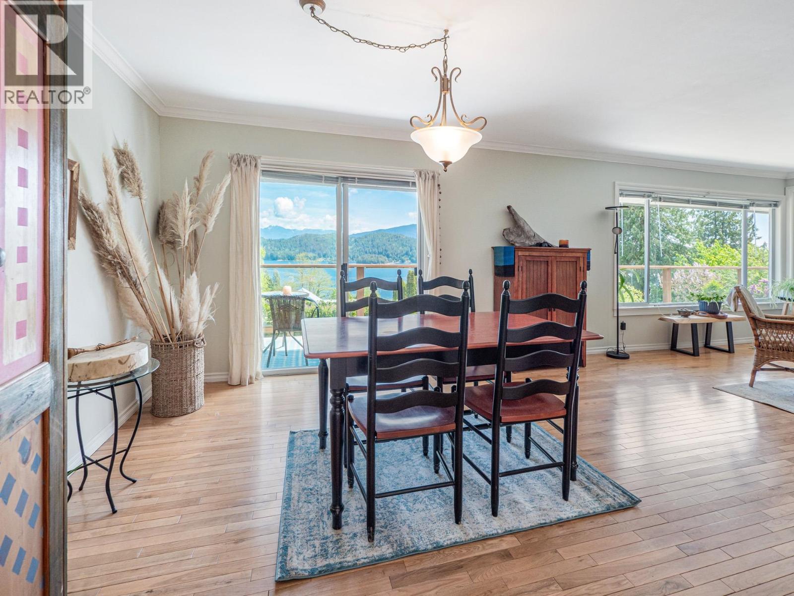 616 N Fletcher Road, Gibsons, British Columbia  V0N 1V9 - Photo 14 - R3123041