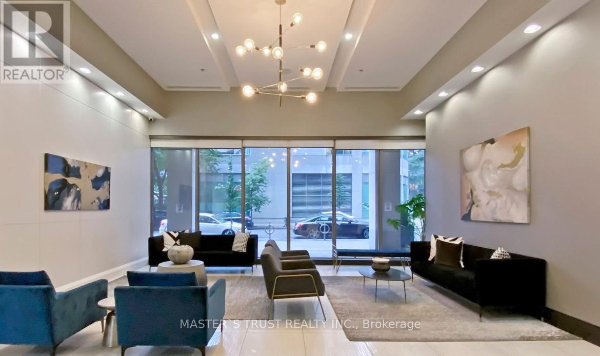 2003 - 19 Grand Trunk Crescent, Toronto, Ontario  M5J 3A3 - Photo 3 - C13119806