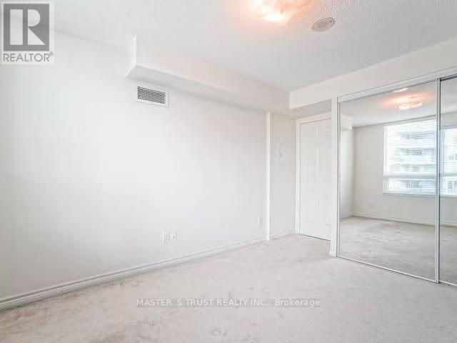 2003 - 19 Grand Trunk Crescent, Toronto, Ontario  M5J 3A3 - Photo 8 - C13119806