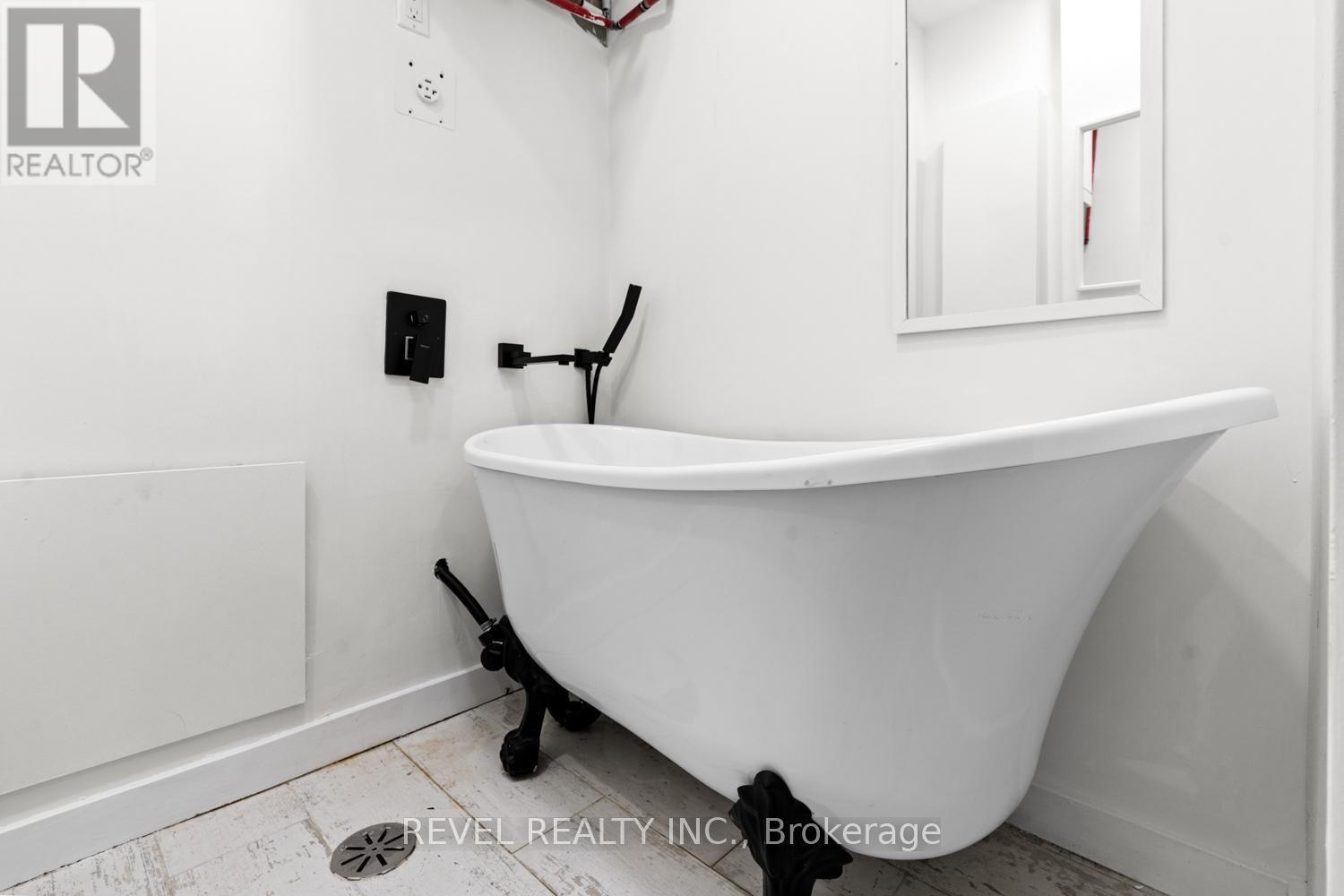 Lower - 89 Foxley Street, Toronto, Ontario  M6J 1P9 - Photo 13 - C13119814