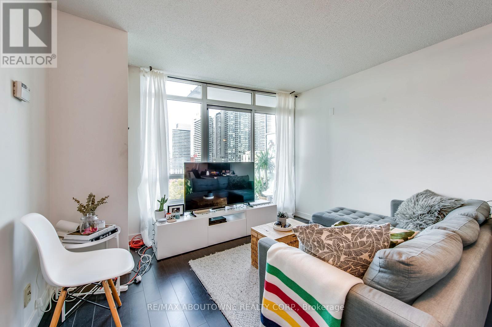 1907 - 397 Front Street, Toronto, Ontario  M5V 3G1 - Photo 11 - C13119850