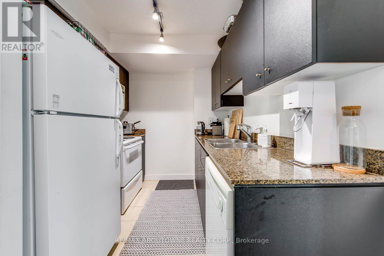 1907 - 397 Front Street, Toronto, Ontario  M5V 3G1 - Photo 12 - C13119850
