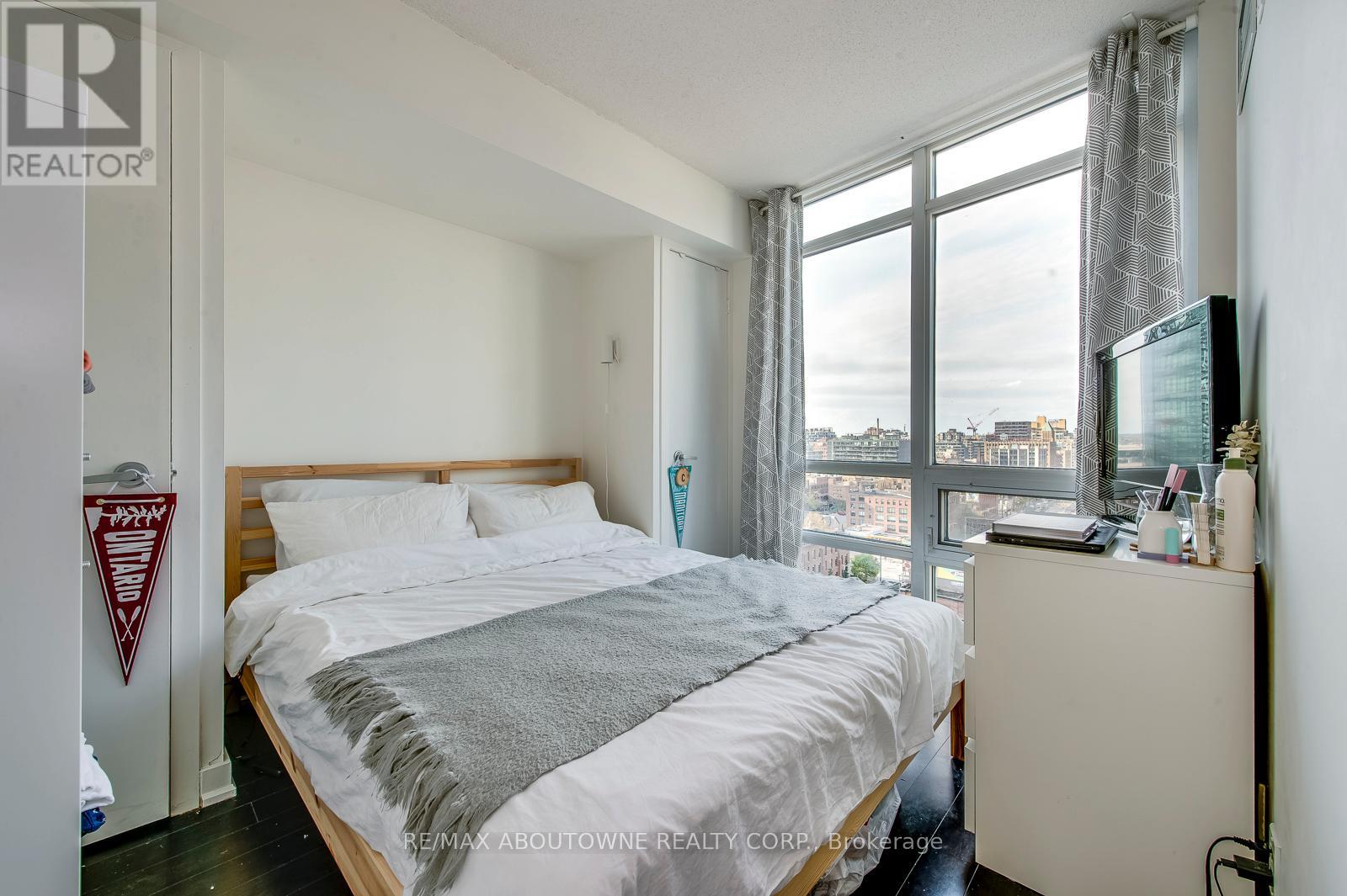 1907 - 397 Front Street, Toronto, Ontario  M5V 3G1 - Photo 18 - C13119850