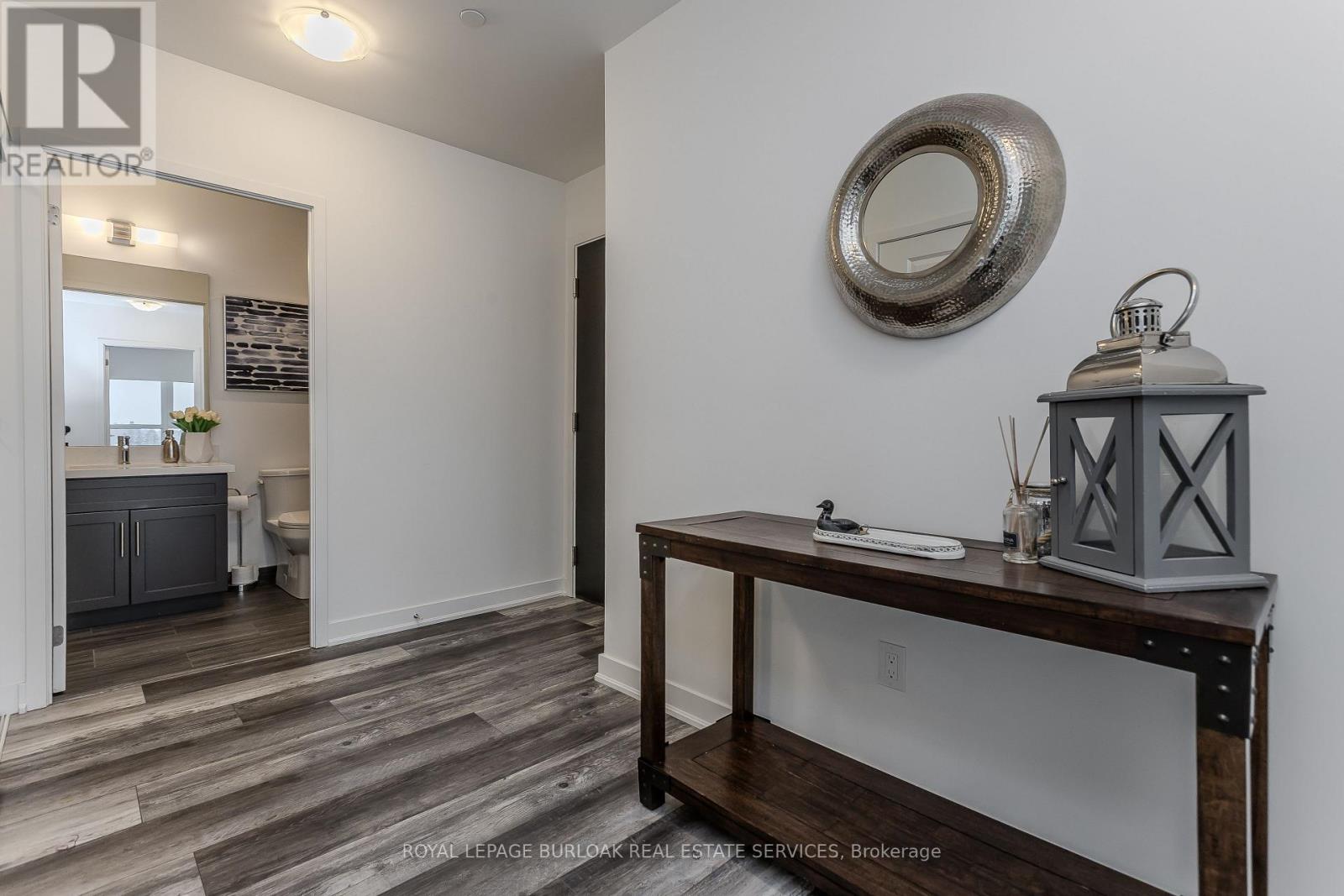 603 - 2007 James Street, Burlington, Ontario  L7R 0G7 - Photo 4 - W12846962