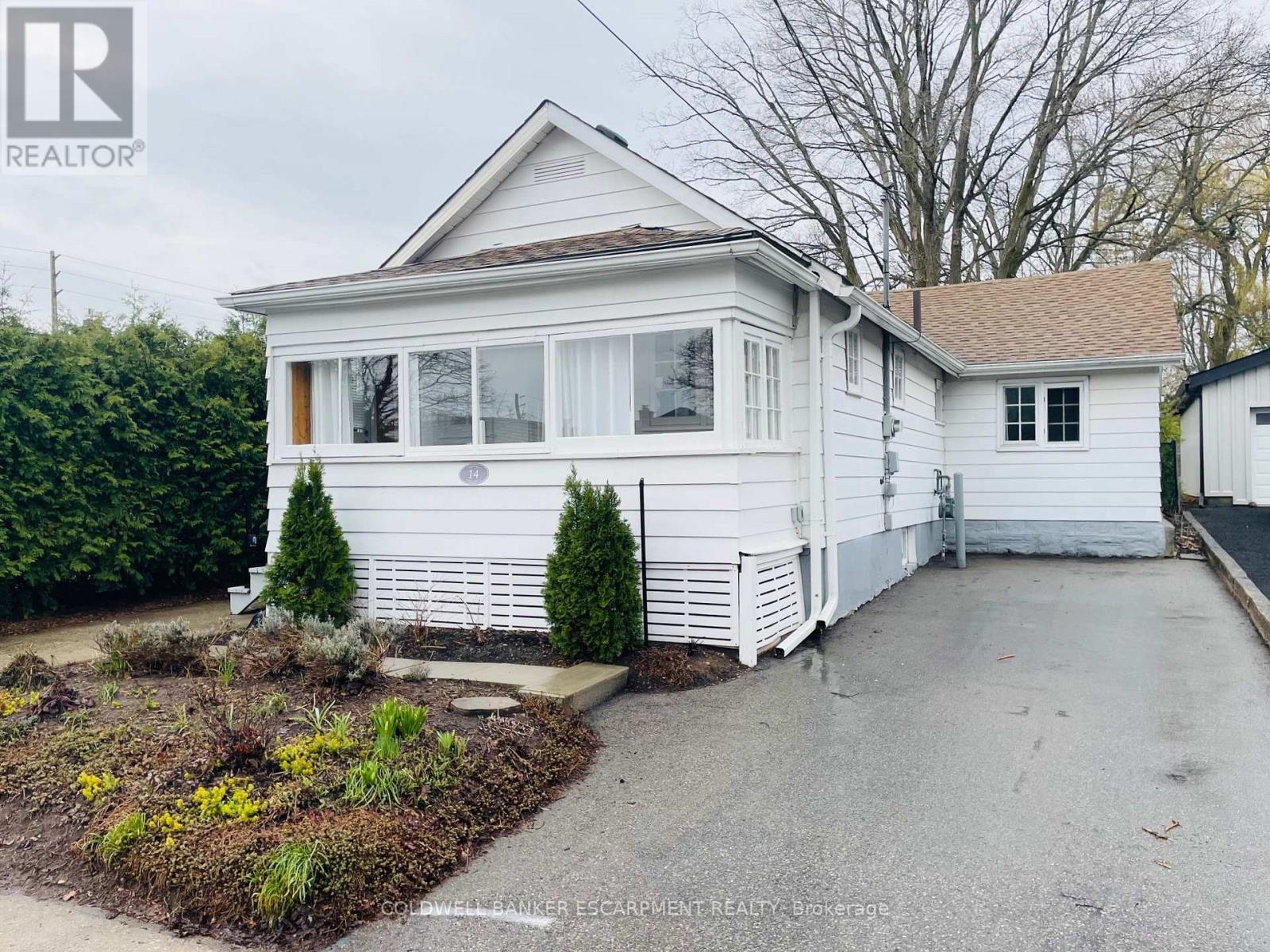 14 LAURINE AVENUE, Guelph, Ontario