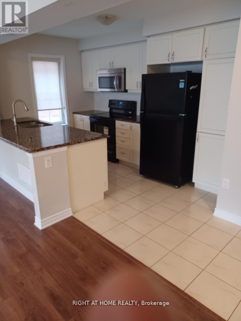 77 Payne Crescent, Aurora, Ontario  L4G 0Y1 - Photo 5 - N13119816