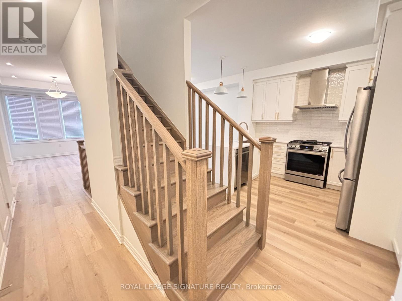 41 Pearen Lane, Barrie, Ontario  L9J 1A3 - Photo 19 - S13119846