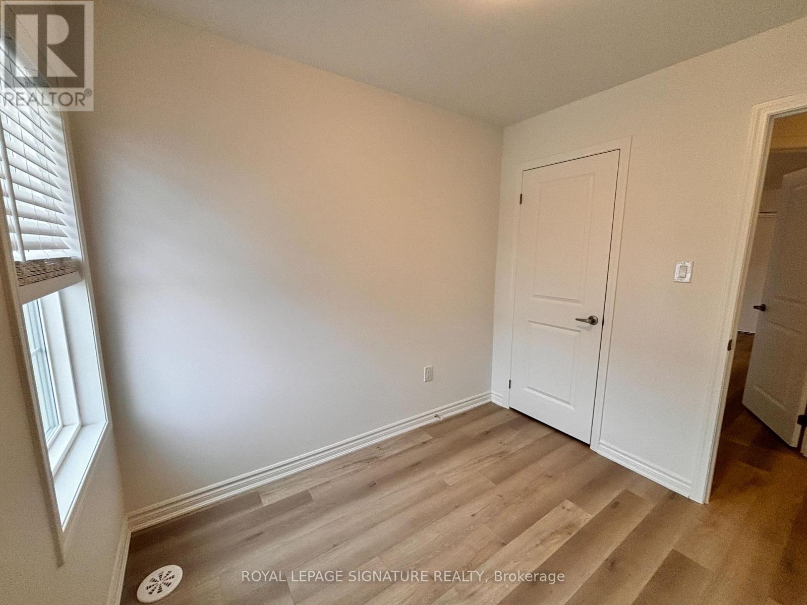 41 Pearen Lane, Barrie, Ontario  L9J 1A3 - Photo 27 - S13119846