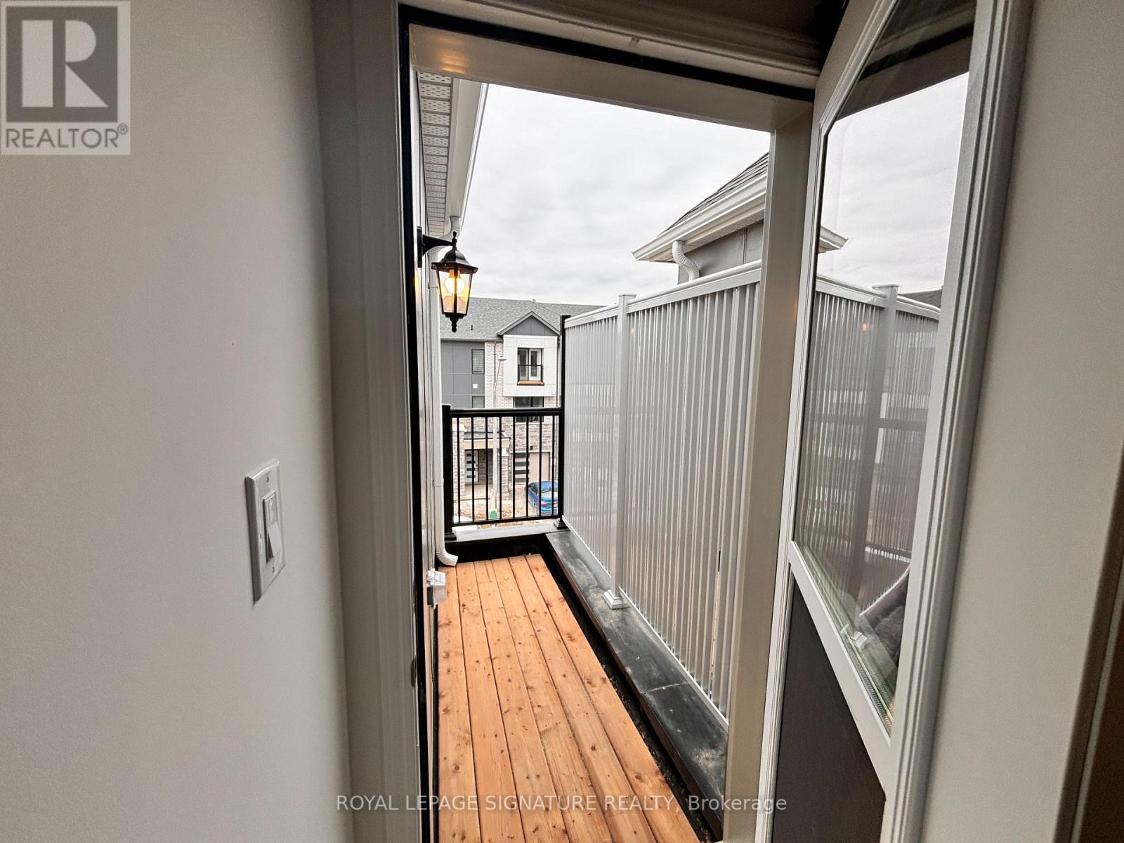 41 Pearen Lane, Barrie, Ontario  L9J 1A3 - Photo 30 - S13119846