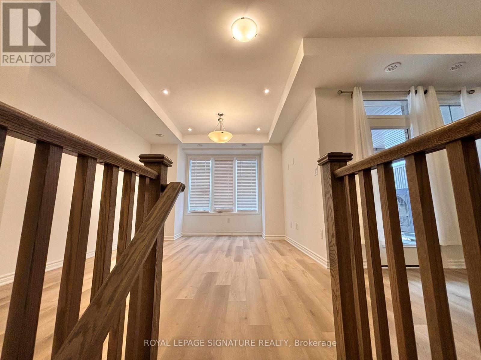 41 Pearen Lane, Barrie, Ontario  L9J 1A3 - Photo 7 - S13119846