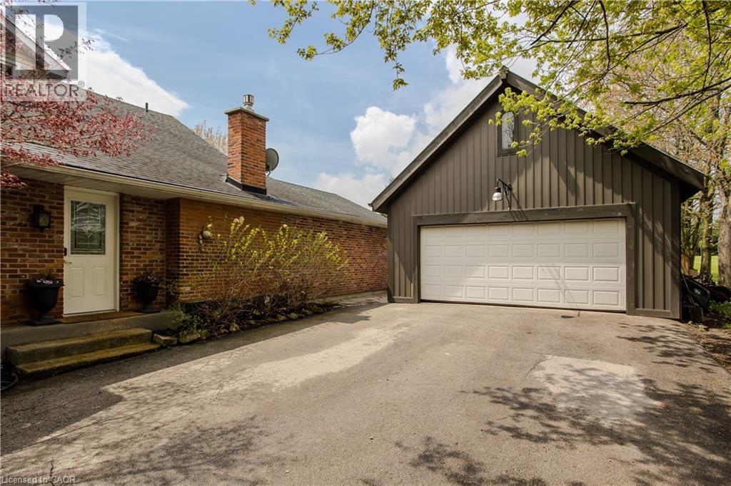 351 Rock Chapel Road, Dundas, Ontario  L9H 5E2 - Photo 38 - 40828170