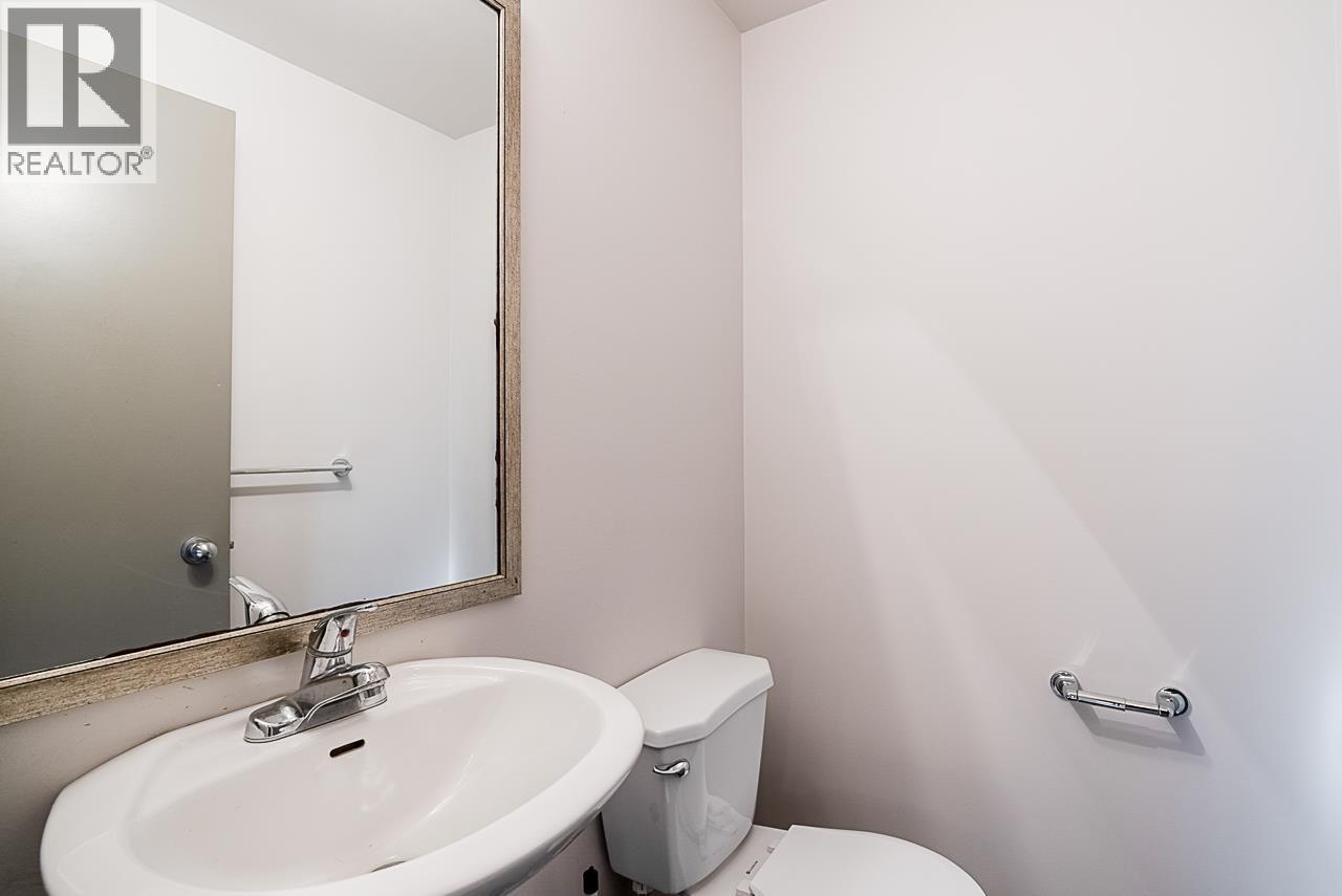 12 8088 Spires Gate, Richmond, British Columbia V6Y 4J6 - Photo 3 - R3118147