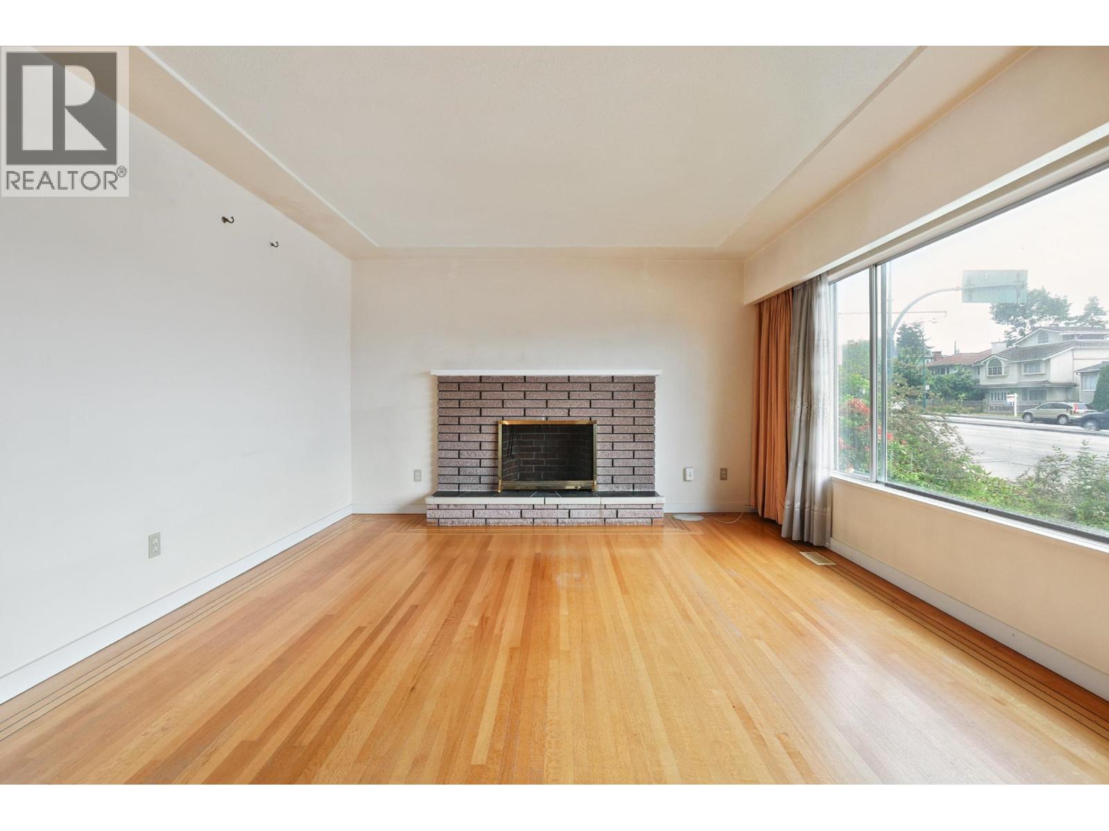 2894 Mcgill Street, Vancouver, British Columbia  V5K 1H6 - Photo 2 - R3122390