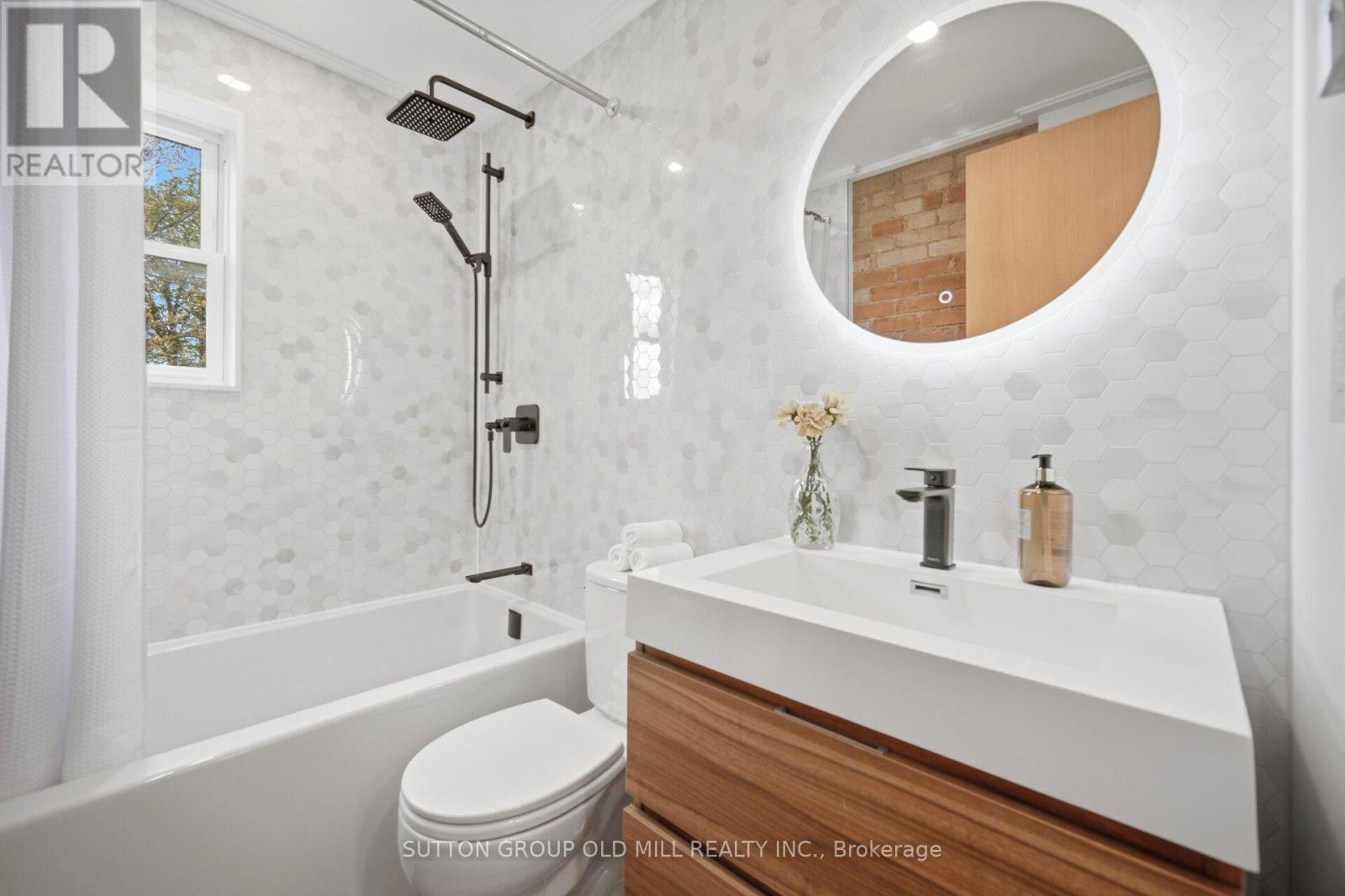 87 Mackay Avenue, Toronto, Ontario  M6H 2N7 - Photo 21 - W13119848