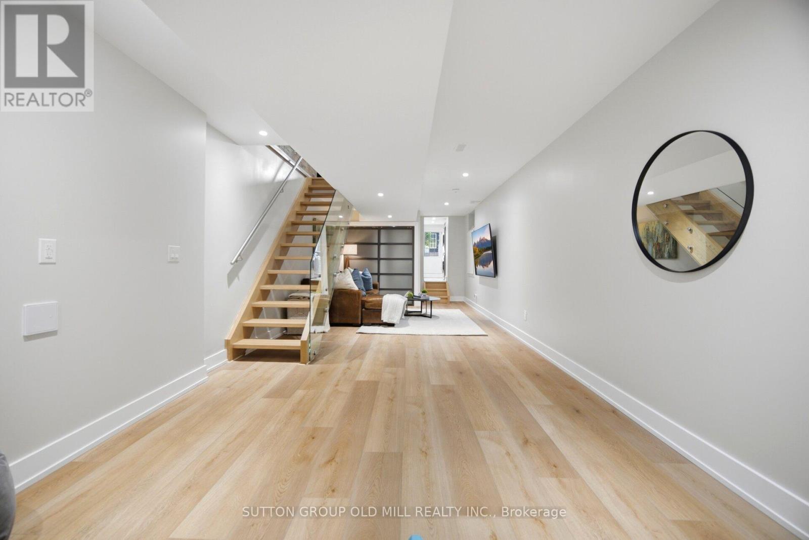 87 Mackay Avenue, Toronto, Ontario  M6H 2N7 - Photo 24 - W13119848
