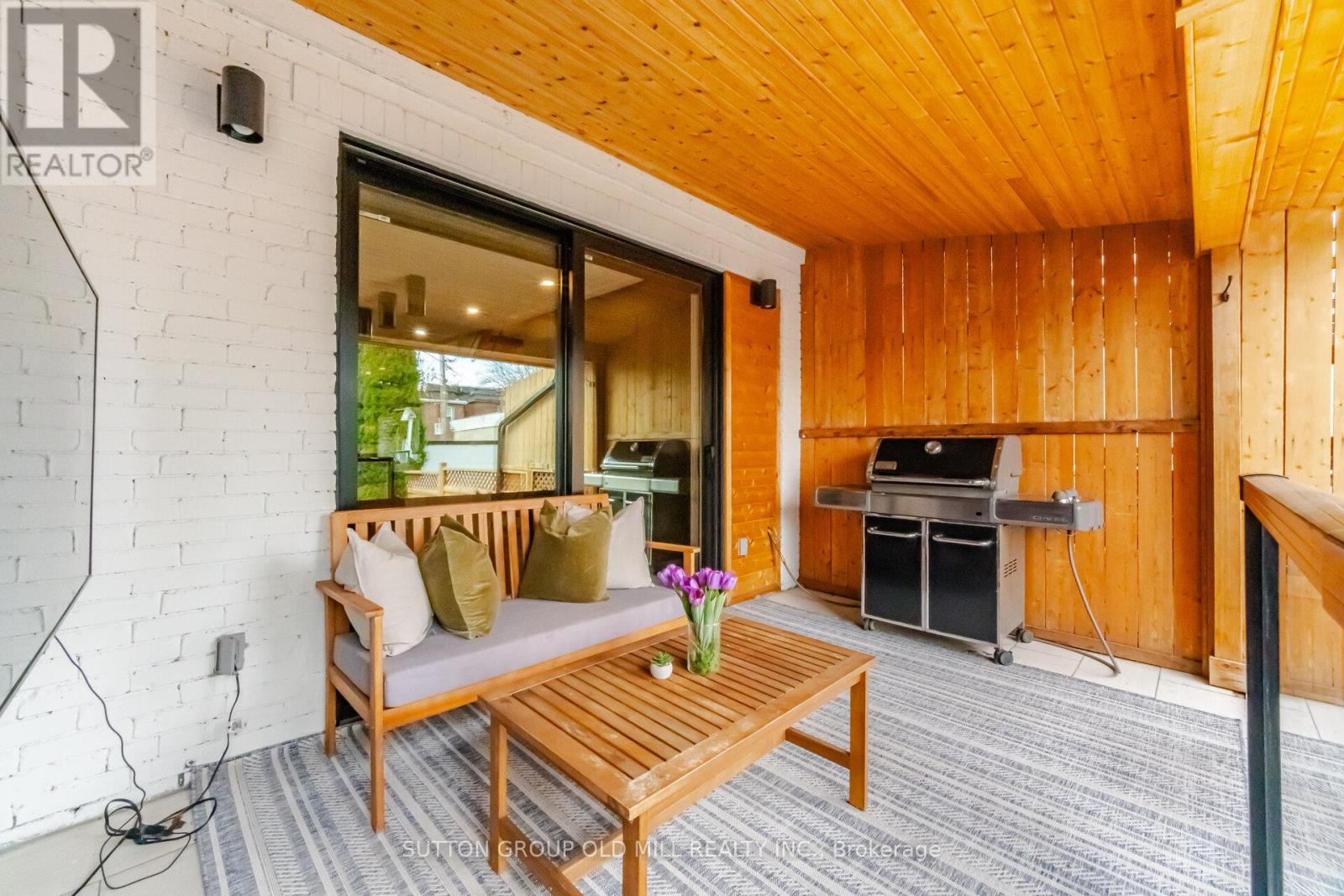 87 Mackay Avenue, Toronto, Ontario  M6H 2N7 - Photo 31 - W13119848