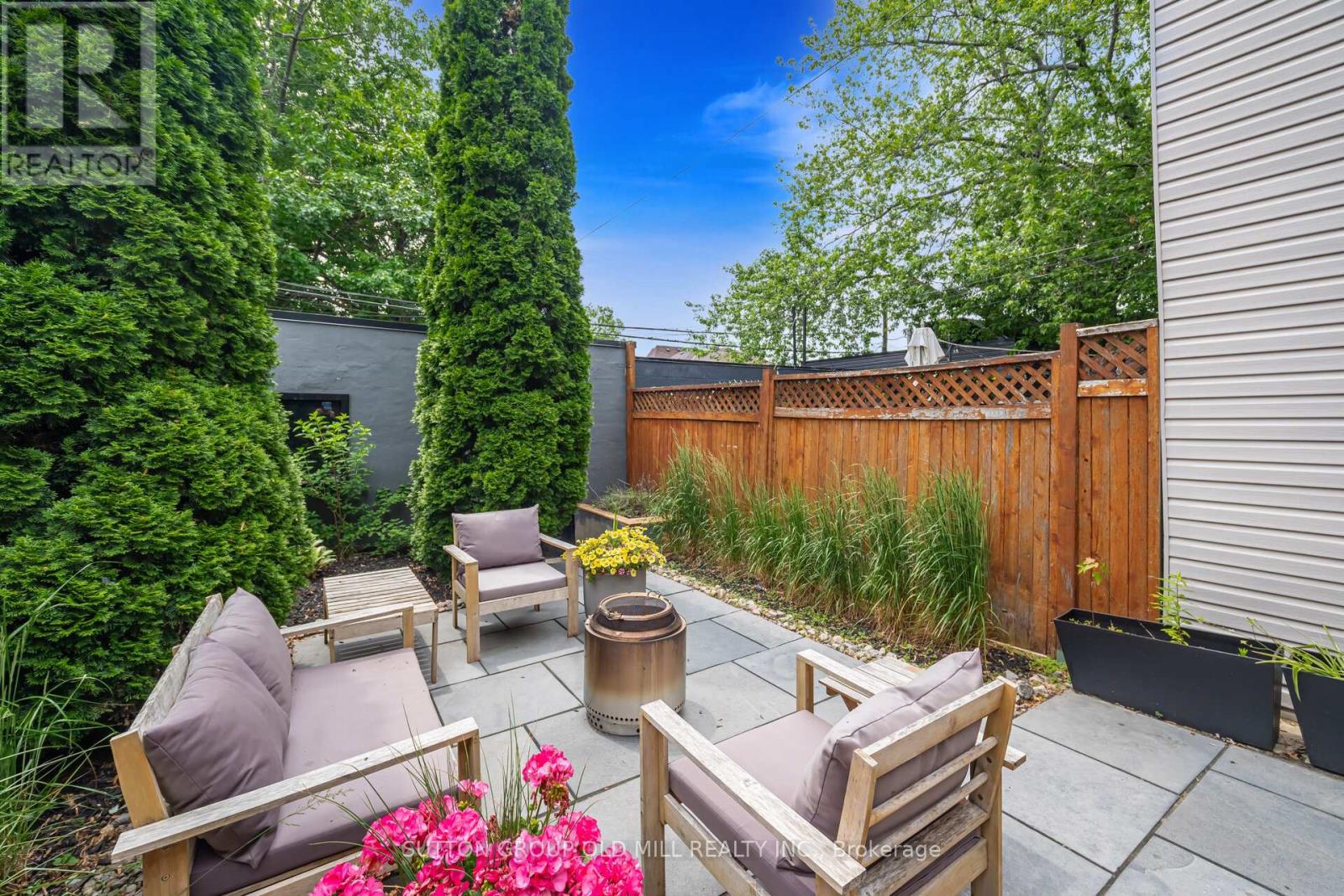87 Mackay Avenue, Toronto, Ontario  M6H 2N7 - Photo 37 - W13119848