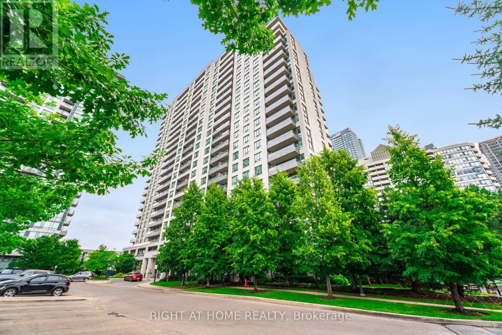 1117 - 335 RATHBURN ROAD W, Mississauga, Ontario