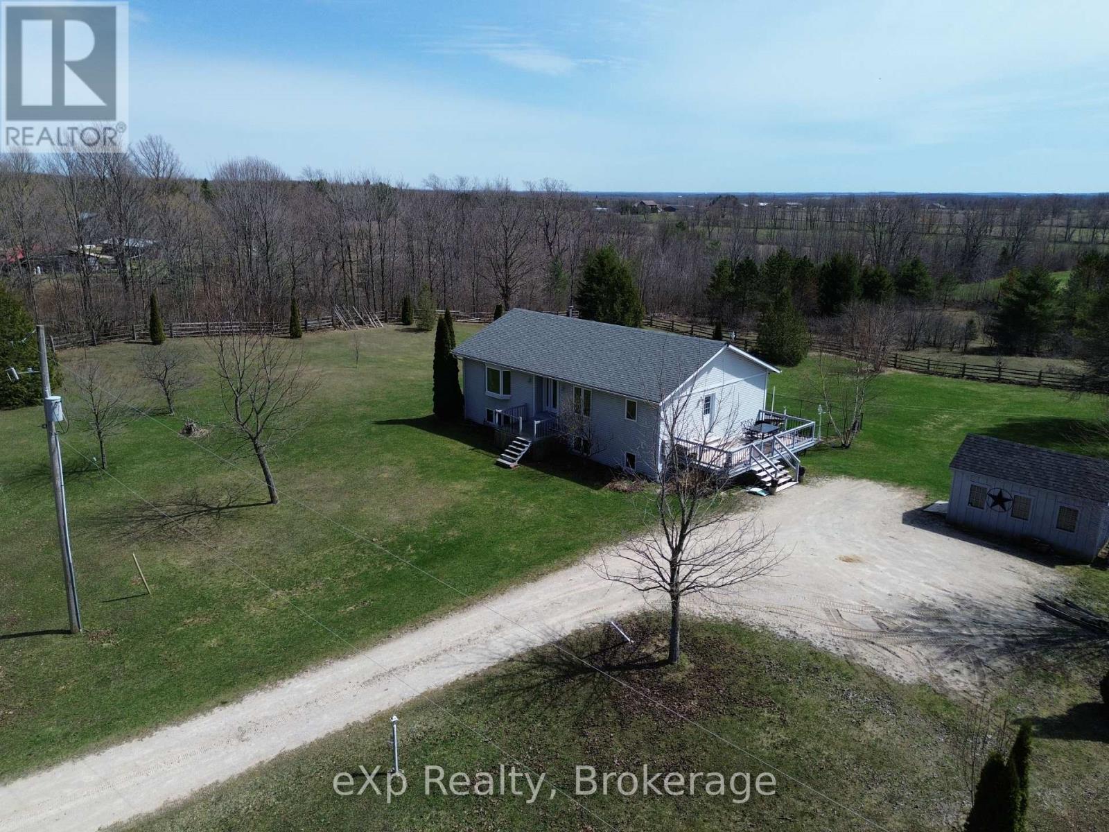 585206 10a Side Road, Grey Highlands, Ontario  N0C 1H0 - Photo 35 - X12834912
