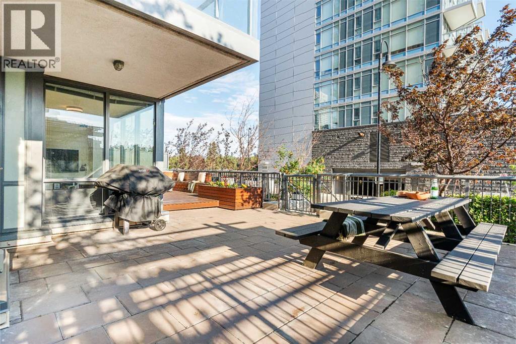102, 128 2 Street SW, Calgary, Alberta  T2P 0S7 - Photo 24 - A2295856