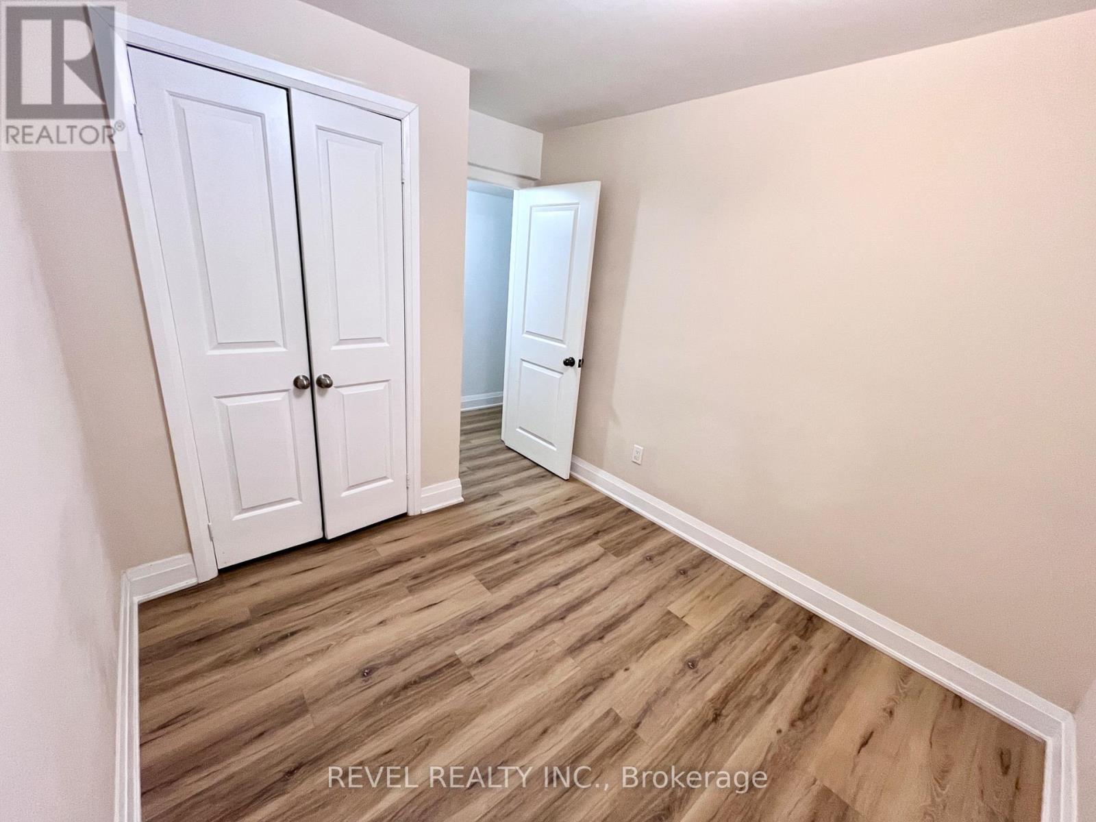 Lower - 564 Blackthorn Avenue, Toronto, Ontario M6M 3C8 - Photo 14 - W13108472