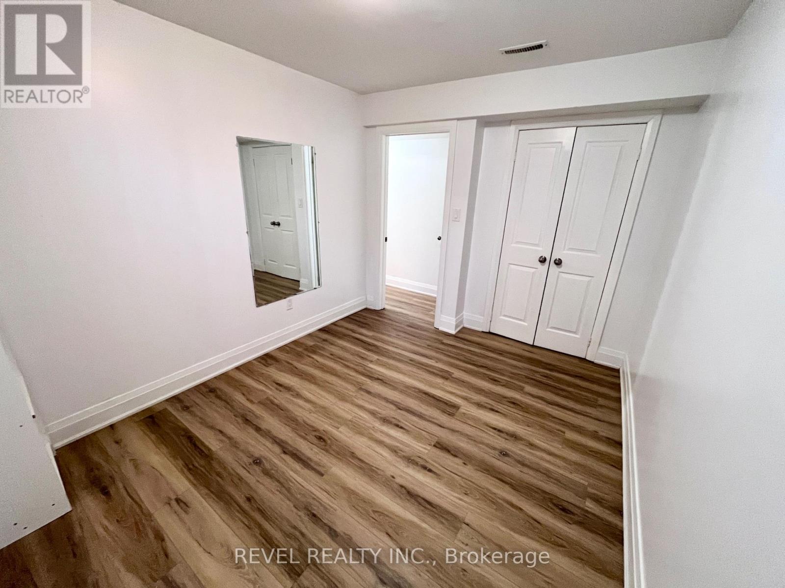 Lower - 564 Blackthorn Avenue, Toronto, Ontario M6M 3C8 - Photo 13 - W13108472