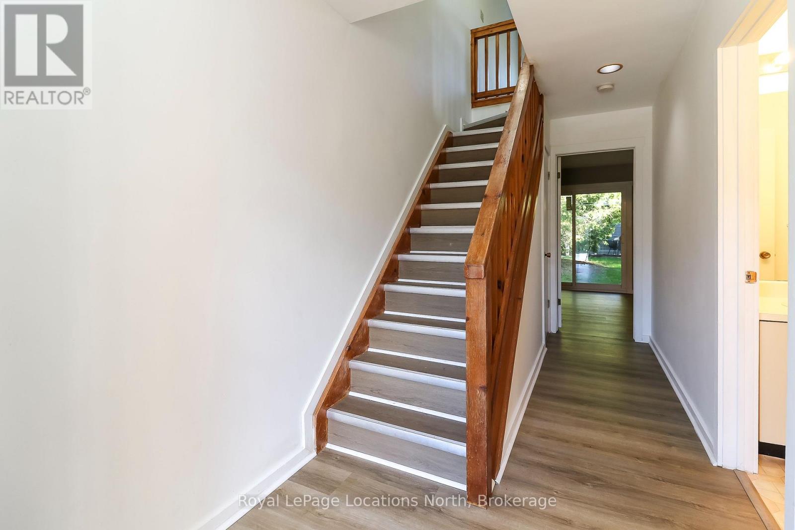 22 Dawson Drive, Collingwood, Ontario  L9Y 5B4 - Photo 10 - S13119868