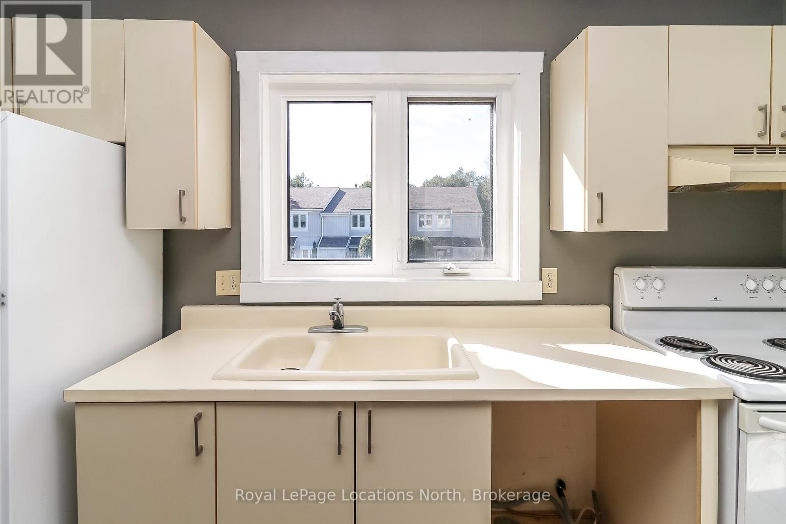 22 Dawson Drive, Collingwood, Ontario  L9Y 5B4 - Photo 19 - S13119868