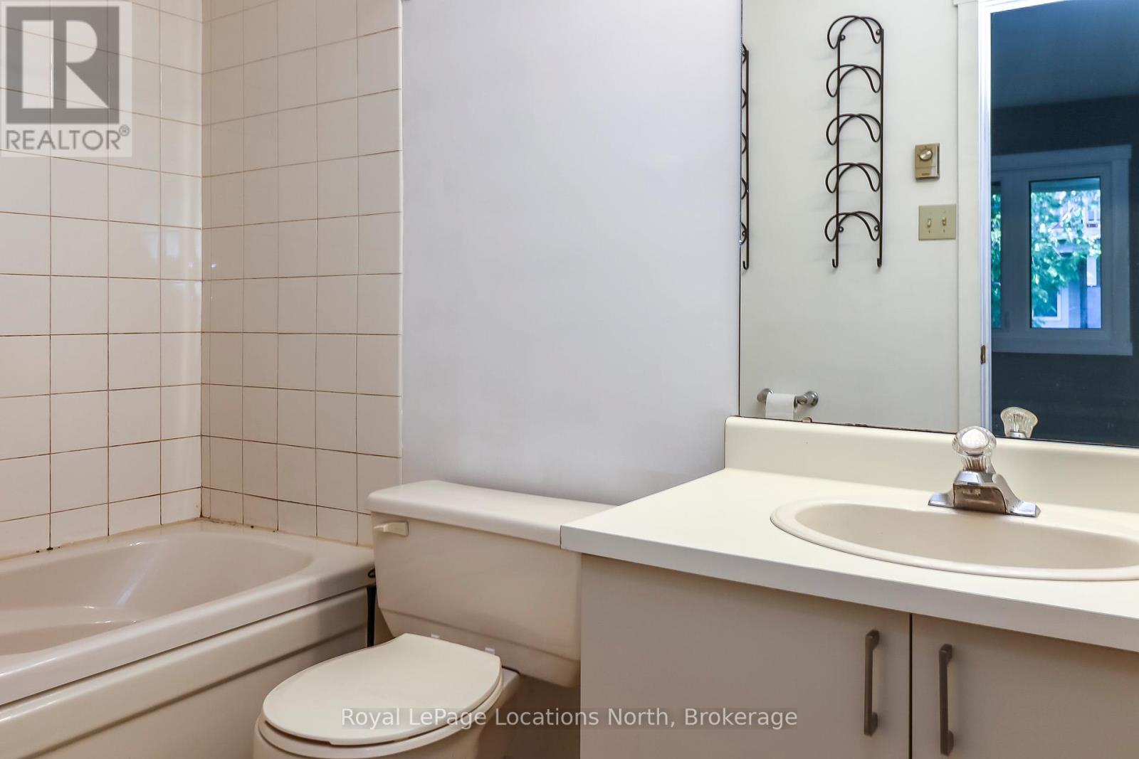 22 Dawson Drive, Collingwood, Ontario  L9Y 5B4 - Photo 7 - S13119868