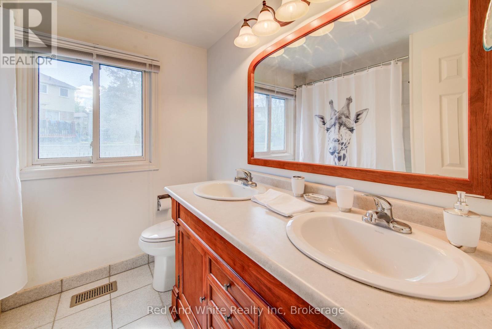 13 Gateview Drive, Waterloo, Ontario  N2T 1A3 - Photo 22 - X13119904