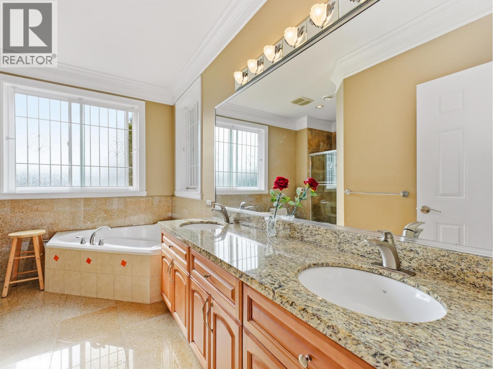 5631 Clearwater Drive, Richmond, British Columbia  V7C 3B6 - Photo 5 - R3123029